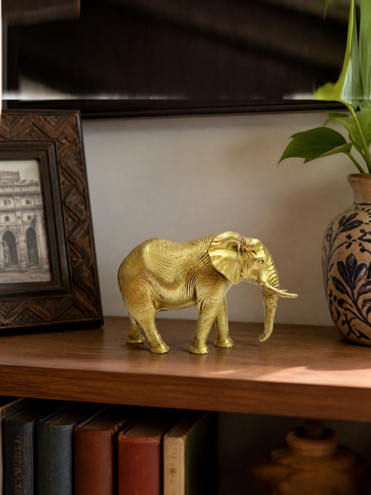 standing elephant polished realistic placement